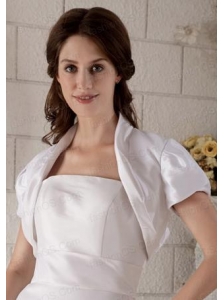 White Short Sleeves Jacket With Lace Up