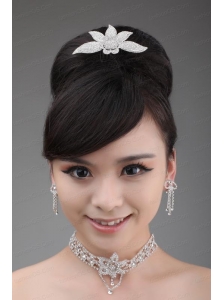 Round shaped Alloy and Rhinestone Dignified Ladies' Necklace and Crown