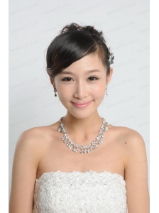 Vintage style Imitation Pear Necklace And Earring Set