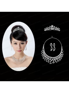 High Quality Rhinestone Bridal Jewelry Set Including Necklace and Tiara