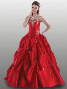 2015 Popular Appliques Quinceanera Gown in Red