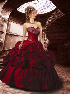 2015 Gorgeous Sweetheart Wine Red Sweet 15 Dress with Beading and Pick Ups
