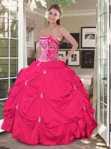 2015 Luxirious Hot Pink Quinceanera Dress with Embroidery and Pick-ups