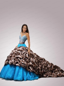 2015 Sweetheart Chapel Train Quinceanera Dresses with Beading and Pick-ups