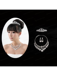 Gorgeous Dazzling Rhinestone Jewelry Set Necklace And Tiara