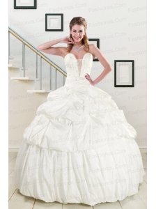 2015 White Taffeta Dresses For A Quinceanera with Beading and Pick Ups