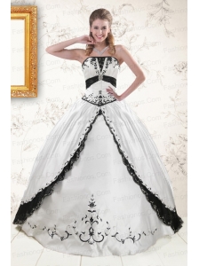 2015 Exquisite Embroidery Quinceanera Dresses in White and Black
