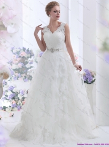 2015 New and Unique Brush Train White Wedding Dresses with Lace and Beading