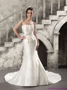 2015 New Mermaid Strapless Wedding Dress with Ruching and Beading
