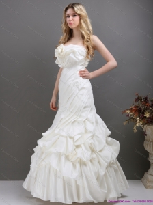 Pleated White Strapless Wedding Dresses with Ruffles and Pick Ups