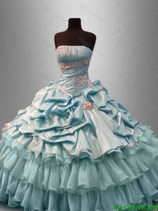 2016 Classical Strapless Quinceanera Elegant Dresses with Pick Ups and Beading