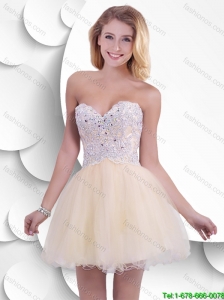 Exquisite Latest Elegant Champagne Prom Dresses with Beading and Appliques