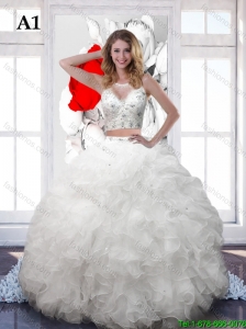 Luxurious White Scoop Wedding Dresses with Sequins and Ruffles