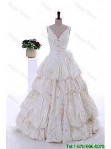 Fashionable 2016 Beading Appliques Wedding Dress with Court Train