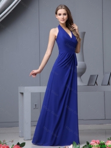 2016 Fashionable Halter Top Ruching Prom Dress in Royal Blue
