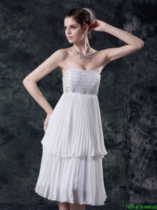 Luxurious Empire Strapless Prom Dresses with Beading
