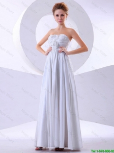 New Arrivals Hand Made Flowers Empire Prom Dresses in White