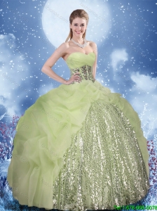 Cheap Sweetheart Quinceanera Dresses with Beading and Sequins