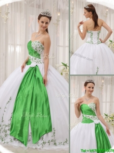 New Arrival Ball Gown Sweetheart Quinceanera Dresses with Embroidery