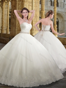 Best Sweetheart White Wedding Dresses with Beading and Appliques