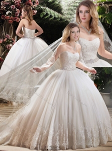 Popular Appliques and Beading Wedding Dresses with Brush Train