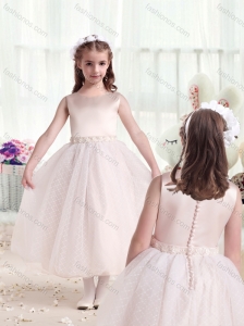 2016 Pretty Scoop Princess Flower Girl Dresses with Appliques