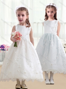 Pretty Scoop A Line White Flower Girl Dresses in Lace