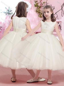 Lovely Tulle Scoop Tea Length Flower Girl Dress with Appliques