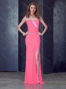 2016 Romantic One Shoulder Pink Prom Dress with High Slit and Beading