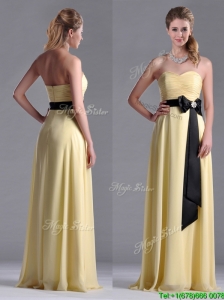 Beautiful Sweetheart Yellow Dama Dresses for Quinceanera with Ruching and Black Bowknot