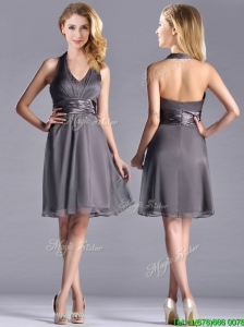 Romantic Chiffon Halter Top Knee Length Mother of the Bride Dress in Grey