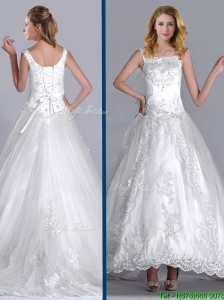 2016 Elegant Scoop Brush Train Tulle Wedding Dress with Beading and Embroidery
