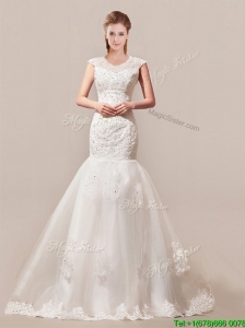 Popular Column Button Up Wedding Dress with Beading and Lace