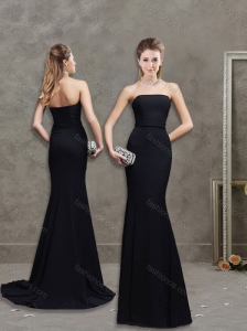 Elegant Strapless Column Black Evening Dress with Brush Train