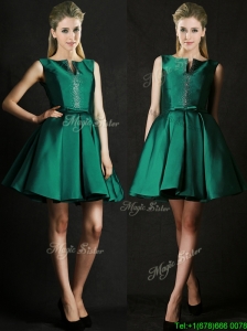 Classical A Line Green Short Mother of the Bride Dresses with Beading and Belt