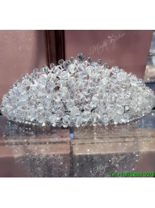 Gorgeous Tiara with Shimmering Rhinestone