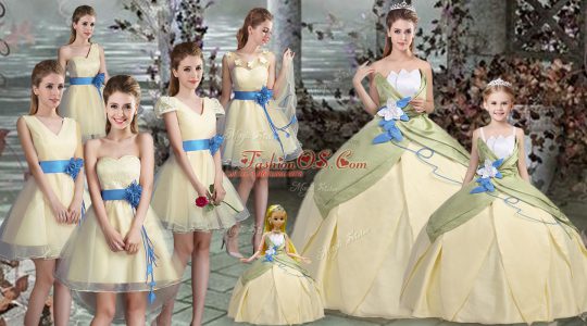Light Yellow Lace Up Scalloped Hand Made Flower Sweet 16 Dresses Satin Sleeveless