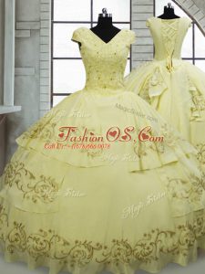 Elegant Beading and Embroidery 15 Quinceanera Dress Light Yellow Lace Up Cap Sleeves Brush Train