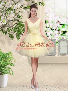 Sleeveless Knee Length Lace and Belt Lace Up Bridesmaid Dresses with Light Yellow