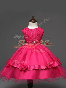 Customized Scoop Sleeveless Little Girls Pageant Dress Wholesale Knee Length Lace and Bowknot Hot Pink Tulle
