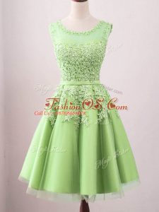 Free and Easy A-line Bridesmaid Dresses Scoop Tulle Sleeveless Knee Length Lace Up