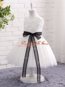 White Scoop Neckline Lace and Bowknot Kids Pageant Dress Sleeveless Zipper