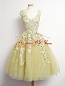 Classical Yellow A-line V-neck Sleeveless Tulle Knee Length Lace Up Appliques Wedding Guest Dresses