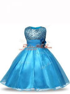 Latest Baby Blue Sleeveless Knee Length Sequins and Hand Made Flower Zipper Little Girl Pageant Gowns