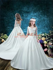 Lace Up Flower Girl Dresses for Less White for Wedding Party with Lace and Bowknot Court Train