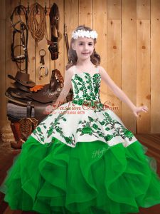 Sleeveless Embroidery and Ruffles Lace Up Child Pageant Dress
