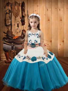 Sleeveless Embroidery Lace Up Pageant Dress for Womens