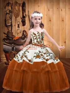 Luxurious Rust Red Organza Lace Up Child Pageant Dress Sleeveless Floor Length Embroidery