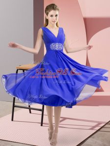 Sleeveless Chiffon Knee Length Side Zipper Bridesmaid Gown in Blue with Beading
