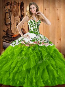 Sleeveless Embroidery and Ruffles Lace Up Sweet 16 Dresses